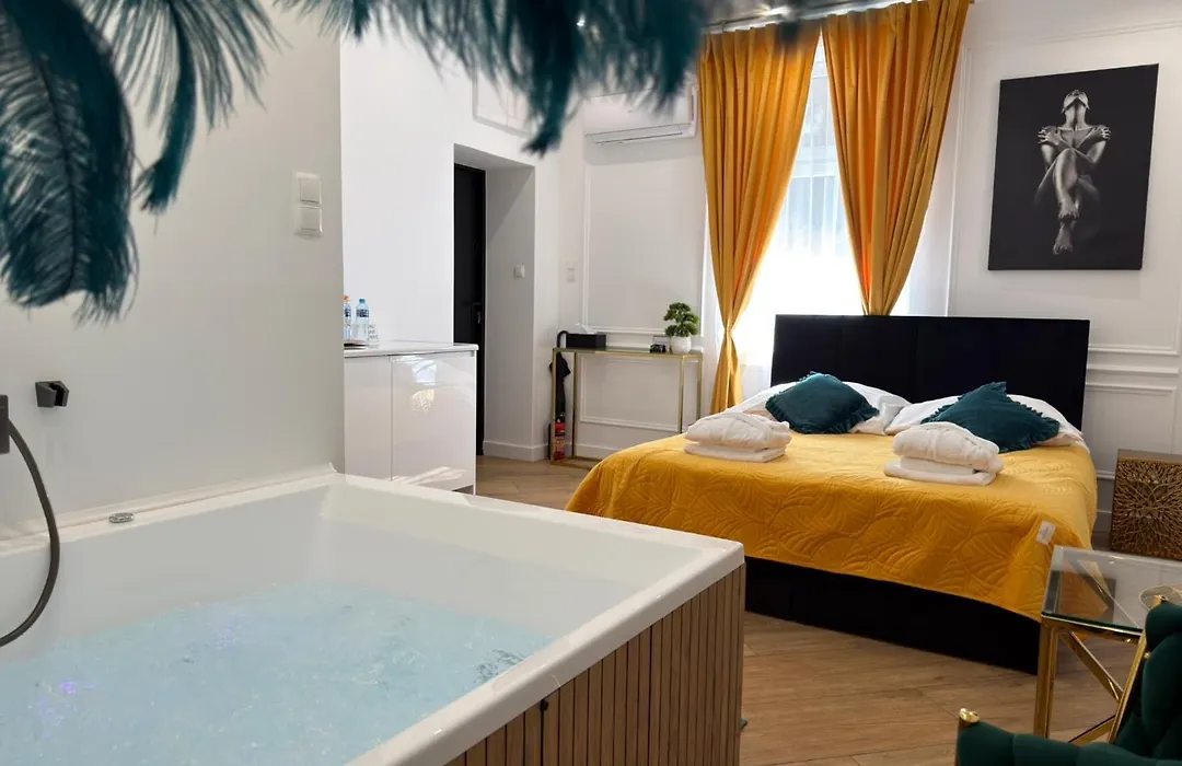 Apartament Shadow Prywatne Jacuzzi Zamoyskiego Kraków-1